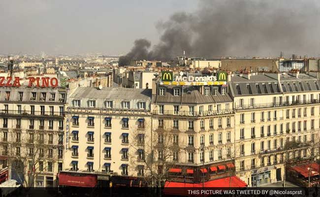 Massive Gas Blast Hits Central Paris Apartment Block; 17 Injured