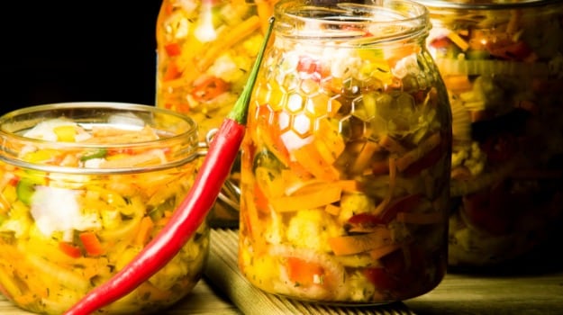 How To Store Pickles For Better Shelf Life - Easy Tips