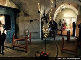 Poo Museum Opens In Britain Poo Museum Opens In Britain