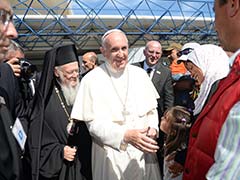 Pope Brings 12 Syrian Refugees To Italy In Lesson For Europe