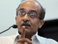 বিচারপতিদের নিয়ে প্রশ্ন তুলে অবমাননার দায়ে দোষী সাব্যস্ত প্রশান্ত ভূষণ