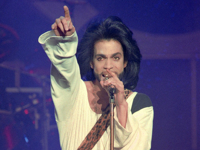 Prince Was Allegedly Too 'Paranoid' to Make a Will