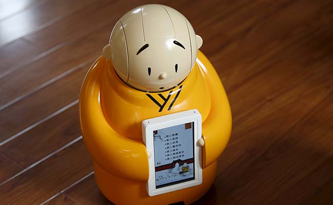 Robot Monk Blends Science And Buddhism At Chinese Temple