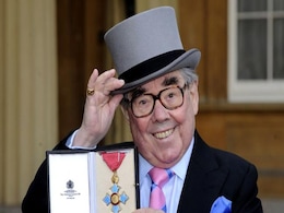 British Comedy Great Ronnie Corbett Dies Aged 85 British Comedy Great Ronnie Corbett Dies Aged 85