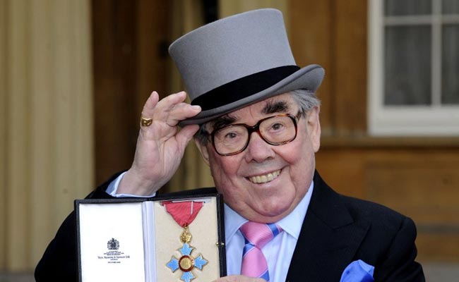 British Comedy Great Ronnie Corbett Dies Aged 85