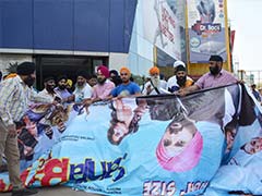 Punjab Bans <i>Santa Banta Pvt Ltd</i> For Allegedly Mocking Sikhs