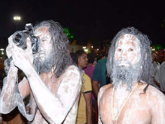 सिंहस्थ कुंभ में श्रद्धालुओं का सबसे बड़ा जमावड़ा, देखें उज्जैन से सीधी तस्वीरें