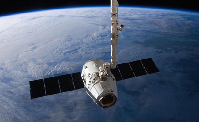 SpaceX Dragon To Return To Earth With 3,800 Pounds Of Cargo