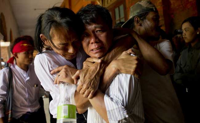 Myanmar Frees Over 100 Political Prisoners, But Jails 2