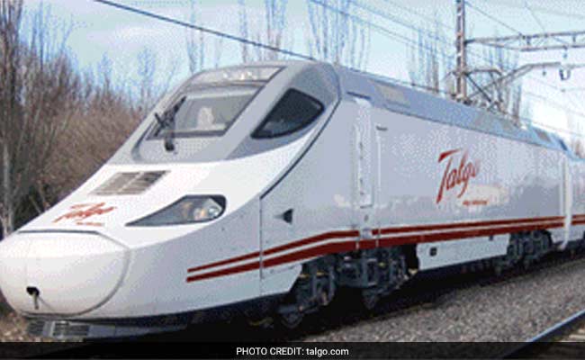 क्षमता के अनुरूप भरी बोगियों के साथ 130 किलोमीटर प्रति घंटे की रफ्तार से दौड़ी टैल्गो