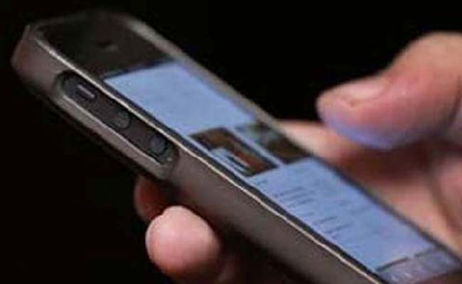 Telecom Ministry To Approach Cabinet For Reducing Spectrum Charges