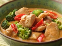 Red or Green Thai Curry? All You Have To Know About The Two Before Ordering