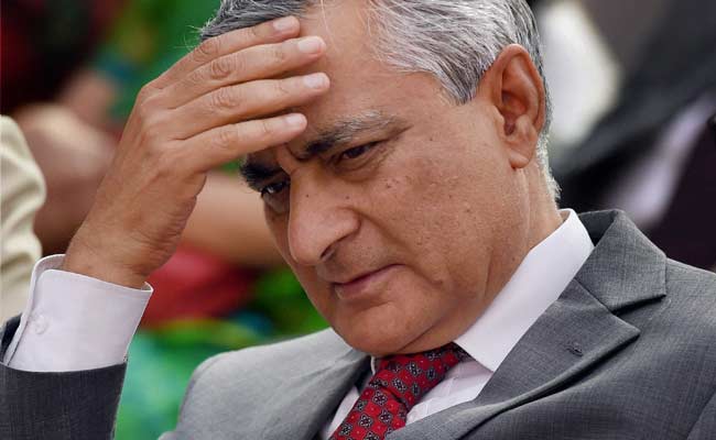 'We Don't Go To Manali': Chief Justice Retorts After PM's Suggestion