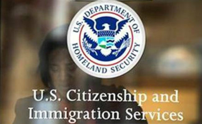 US Bans Applicants From Wearing Eyeglasses In Passport, Visa Photos