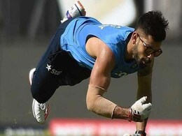 विराट ने साबित किया कि हर किसी की कामयाबी के पीछे महिला का ही होना जरूरी नहीं है! विराट ने साबित किया कि हर किसी की कामयाबी के पीछे महिला का ही होना जरूरी नहीं है!