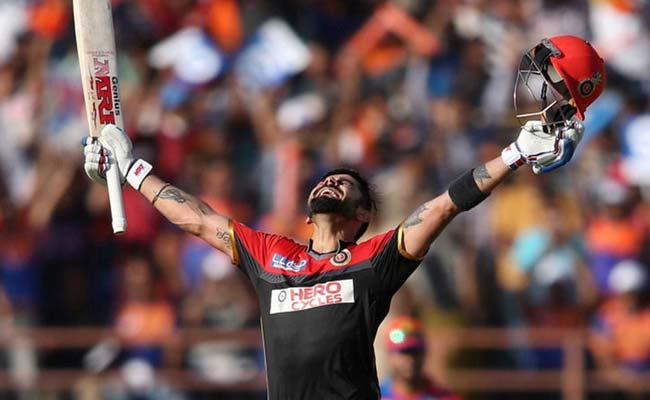 IPL : कोहली के शतक से रॉयल चैलेंजर्स बैंगलोर ने राइजिंग पुणे सुपरजाइंट्स को 7 विकेट से हराया