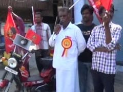 Tamil Nadu's 'Green Candidate' Carries Solar Panel For His Campaigns