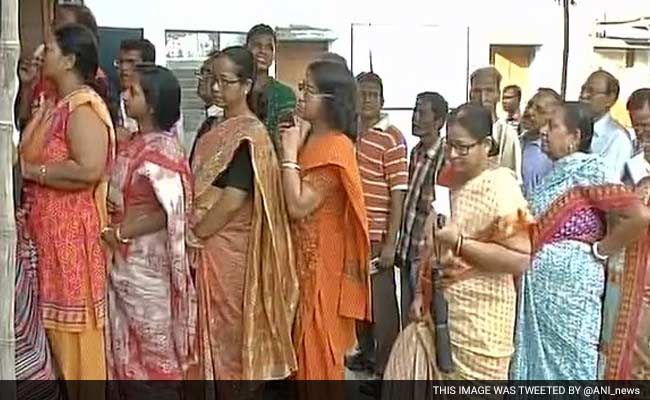 83.73 Percent Turnout In Bengal Polling On Monday: Election Commission