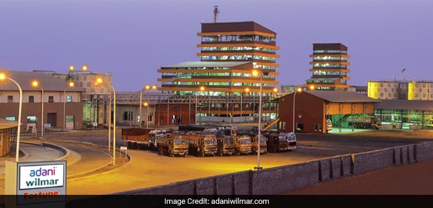 Q3 Results 2025: अदाणी विल्मर का तीसरी तिमाही में मुनाफा 105% बढ़ा, आय में 31% का इजाफा Q3 Results 2025: अदाणी विल्मर का तीसरी तिमाही में मुनाफा 105% बढ़ा, आय में 31% का इजाफा