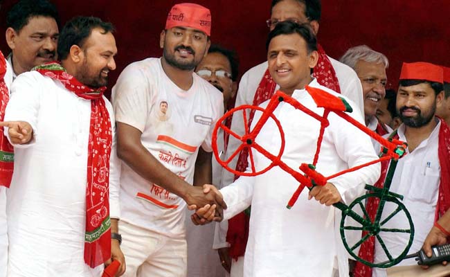 PM Ujjwala Yojana To Succeed Only With Samajwadi Pension: Akhilesh Yadav