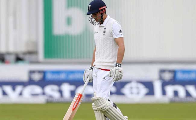 कुक 10 हजार टेस्‍ट रन बनाने वाले इंग्‍लैंड के पहले बल्‍लेबाज बने, श्रीलंका को हराकर जीती सीरीज