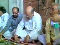In Varanasi, Amit Shah Eats Lunch With Dalits