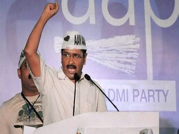 Arvind Kejriwal Hits Out At Manohar Parrikar In His Goa Rally Arvind Kejriwal Hits Out At Manohar Parrikar In His Goa Rally