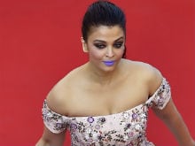 Loving Every Moment: Aishwarya Rai Bachchan Defends Her Purple Lips