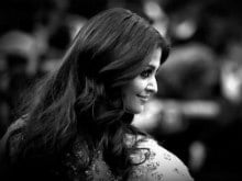 Cannes: What Abhishek Bachchan Thinks of Aishwarya's Red Carpet Look