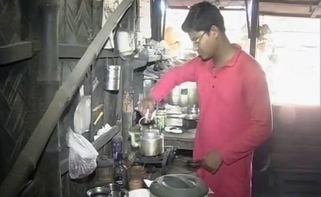 In West Bengal, This Chaiwala Is Gunning To Be A Legislator