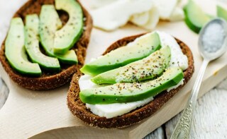 Move Beyond Eggs: Here Are 5 Yummy Vegetarian Ways To Spruce Up Your Morning Toast 