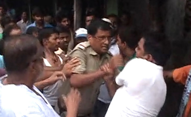 Cops Manhandled After Flagging Down Car In Bengal's Asansol