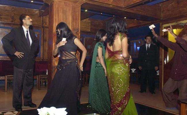 Supreme Court Asks Maharashtra Government To Grant Licenses To 8 Dance Bars