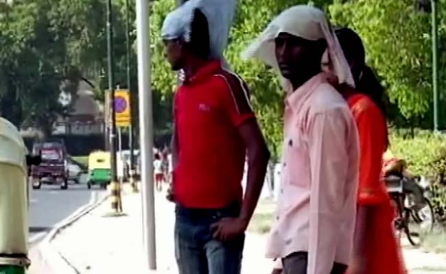 Heat Wave Continues Unabated In Delhi