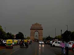 Mercury Dips In Delhi After Overnight Rains