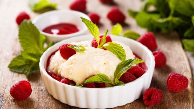 Light Desserts After A Heavy Meal Best 25 Easy Dinner Party Desserts Ideas On Pinterest