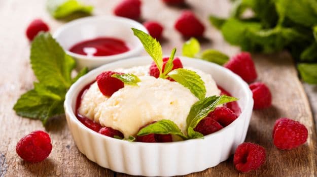 Featured image of post Light Desserts After A Heavy Meal : This particular dessert was served after easter lunch and often appears as a light dessert at meb's table after a heavy meal.
