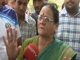 दिल्ली सरकार के मंत्री कपिल मिश्रा परफेक्ट काम कर रहे हैं : बीजेपी पार्षद अन्नपूर्णा मिश्रा दिल्ली सरकार के मंत्री कपिल मिश्रा परफेक्ट काम कर रहे हैं : बीजेपी पार्षद अन्नपूर्णा मिश्रा