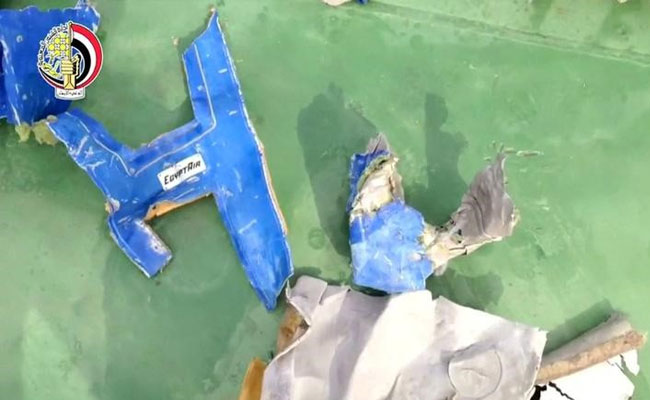 Egypt Sends Robot Submarine To Help EgyptAir Crash Search