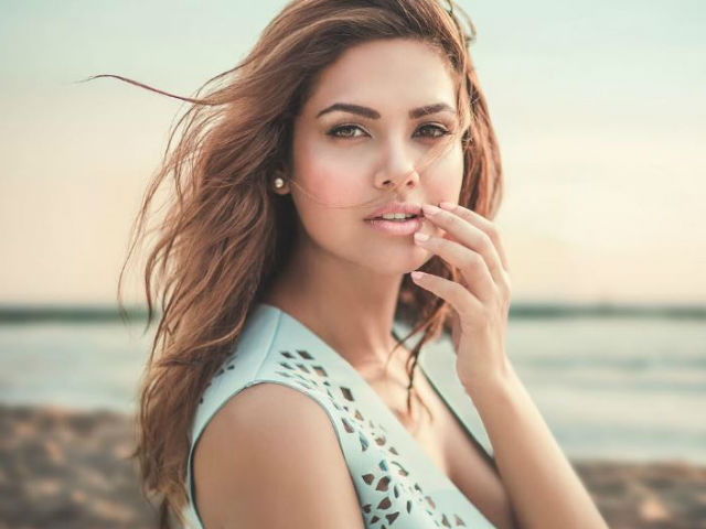 Esha Gupta is Doing <i>Commando 2</i>, Not Playing Negative Role