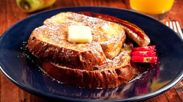 This Banana French Toast Gives A Decadent Twist To Your Morning Meal (Recipe Inside)