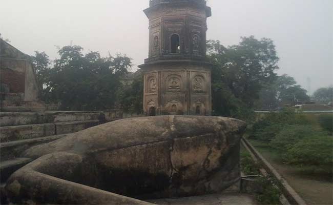 यहां मेंढ़क की पीठ पर विराजमान हैं भगवान शिव, इस अनूठे मंदिर में होती थी विशेष तंत्र साधना