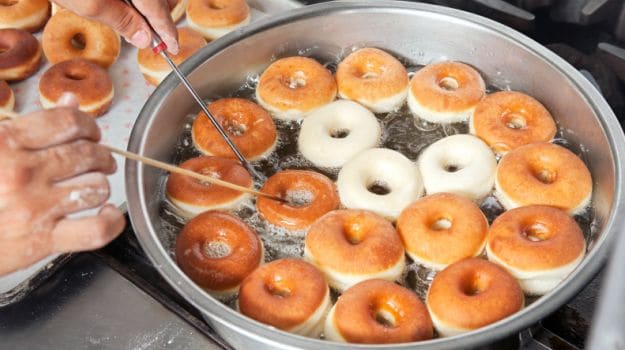 Frying Tips: How To Perfectly Fry Food To Get Crispy Crust- 4 Easy Tips Frying Tips: How To Perfectly Fry Food To Get Crispy Crust- 4 Easy Tips