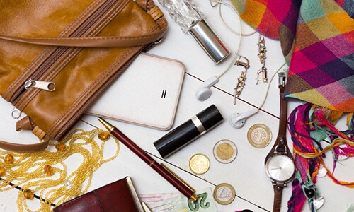 राशि के हिसाब से जानिए पर्स में रखनी चाहिए किसकी तस्वीर! | Jansatta