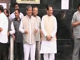 उत्तराखंड : पीडीएफ को लेकर सरकार और प्रदेश कांग्रेस संगठन में बढ़ी तकरार उत्तराखंड : पीडीएफ को लेकर सरकार और प्रदेश कांग्रेस संगठन में बढ़ी तकरार