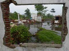 Disaster Tourism: Bitter Lifeline For Mud Volcano Survivors