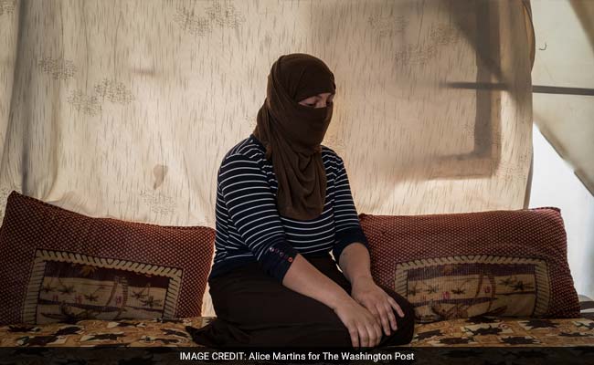 Mia Khalifa Gangraped Xnxx Videos - Islamic State Fighters Appear To Be Hawking Sex Slaves On The Web