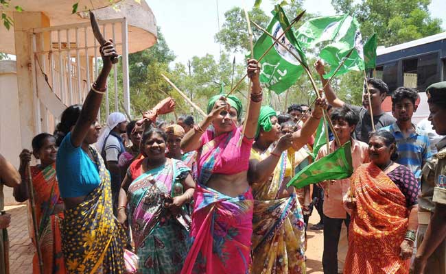 Violence Mars Jharkhand Bandh, Over 550 People Arrested