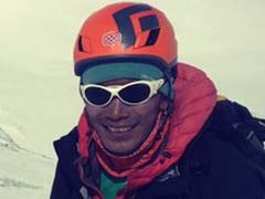 Britain's Kenton Cool, Robert Lucas First Foreigners To Scale Everest After Earthquake
