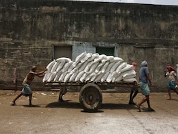 नेपाल में अब बिना वर्क परमिट के काम नहीं कर सकेंगे भारतीय नेपाल में अब बिना वर्क परमिट के काम नहीं कर सकेंगे भारतीय